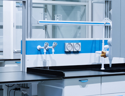 选择武汉通风柜PLC控制‍设备要注意什么